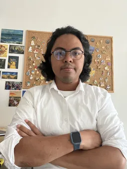 Tahina Ramanirabahoaka, développeur web freelance à Paris